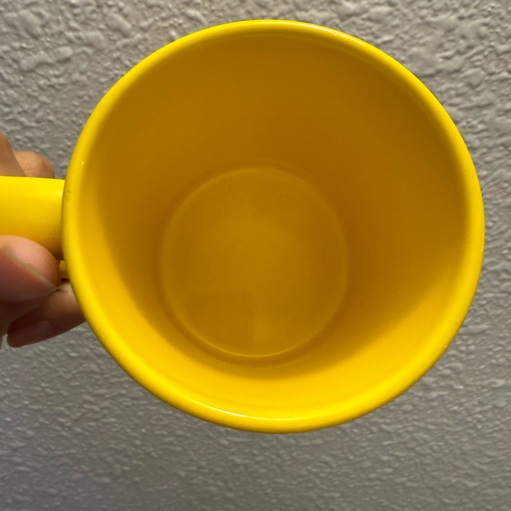 Harry Potter Hufflepuff House Crest Mug 14oz - Picture 3 of 4